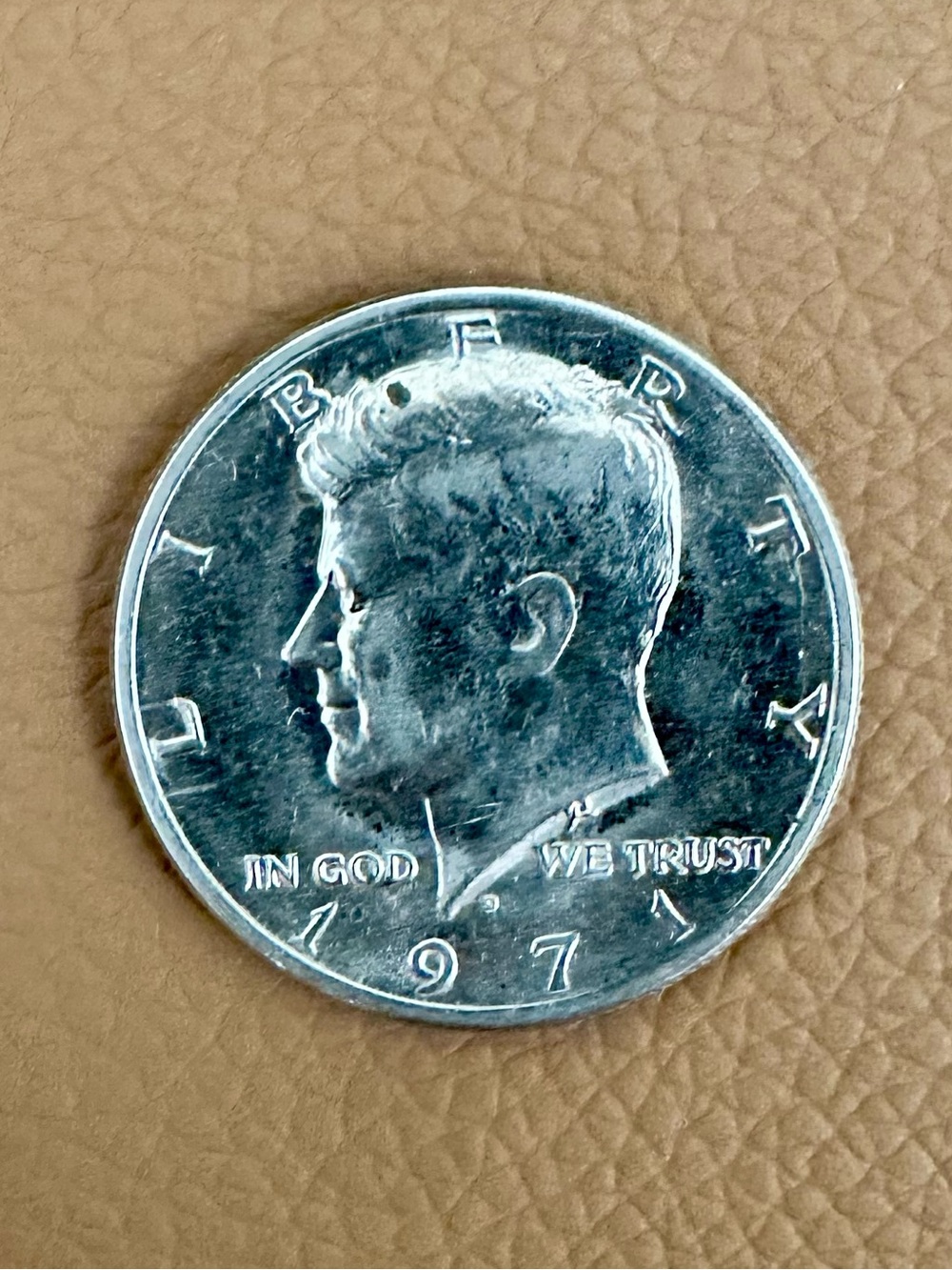 1971 Kennedy Half Dollar Vintage Collectible Coin – Possible Variety